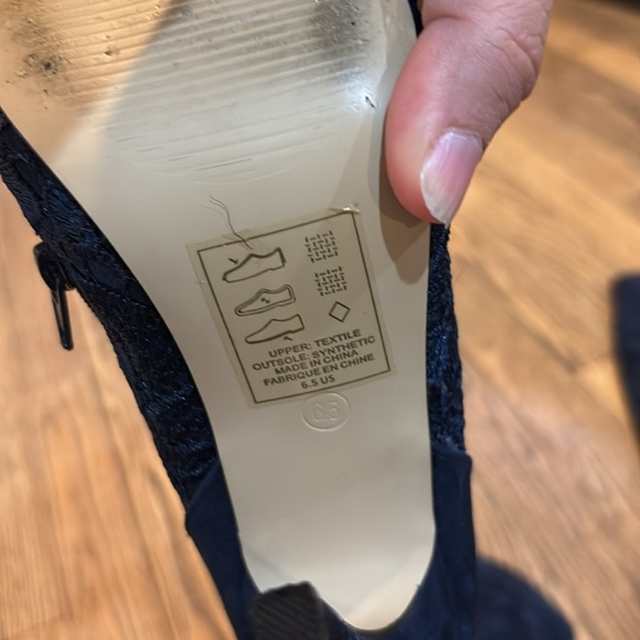 Anika Blue Floral Lace Boots Size 6.5 - Picture 5 of 11